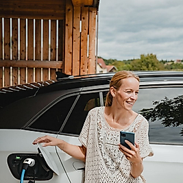 NRGkick Çantalı Basic Plus 32A 22kW 10 Metre WiFi + Bluetooth Trifaze & Monofaze Uyumlu AC Taşınabilir Elektrikli Araç Şarj İstasyonu (Wallbox)